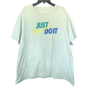 Nike Shirt Women’s Size XXL Green/Blue The Nike Tee Round Neck